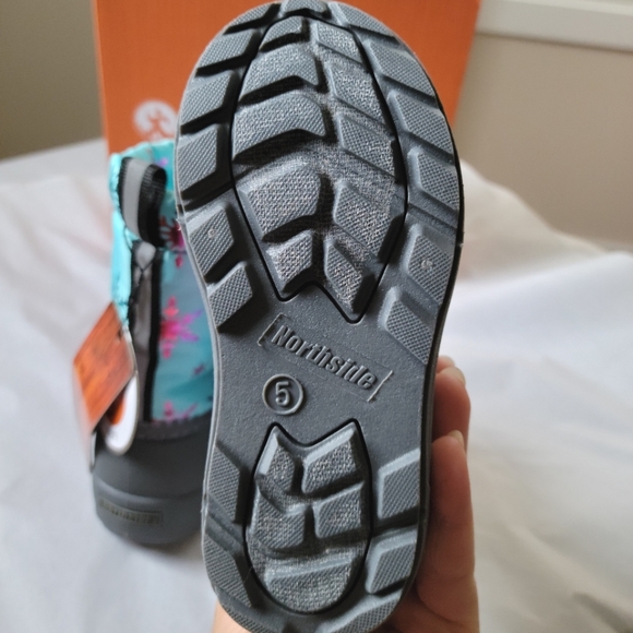 NIB Northside Toddler Waterproof Winter Boots Sz 5 - Picture 3 of 7